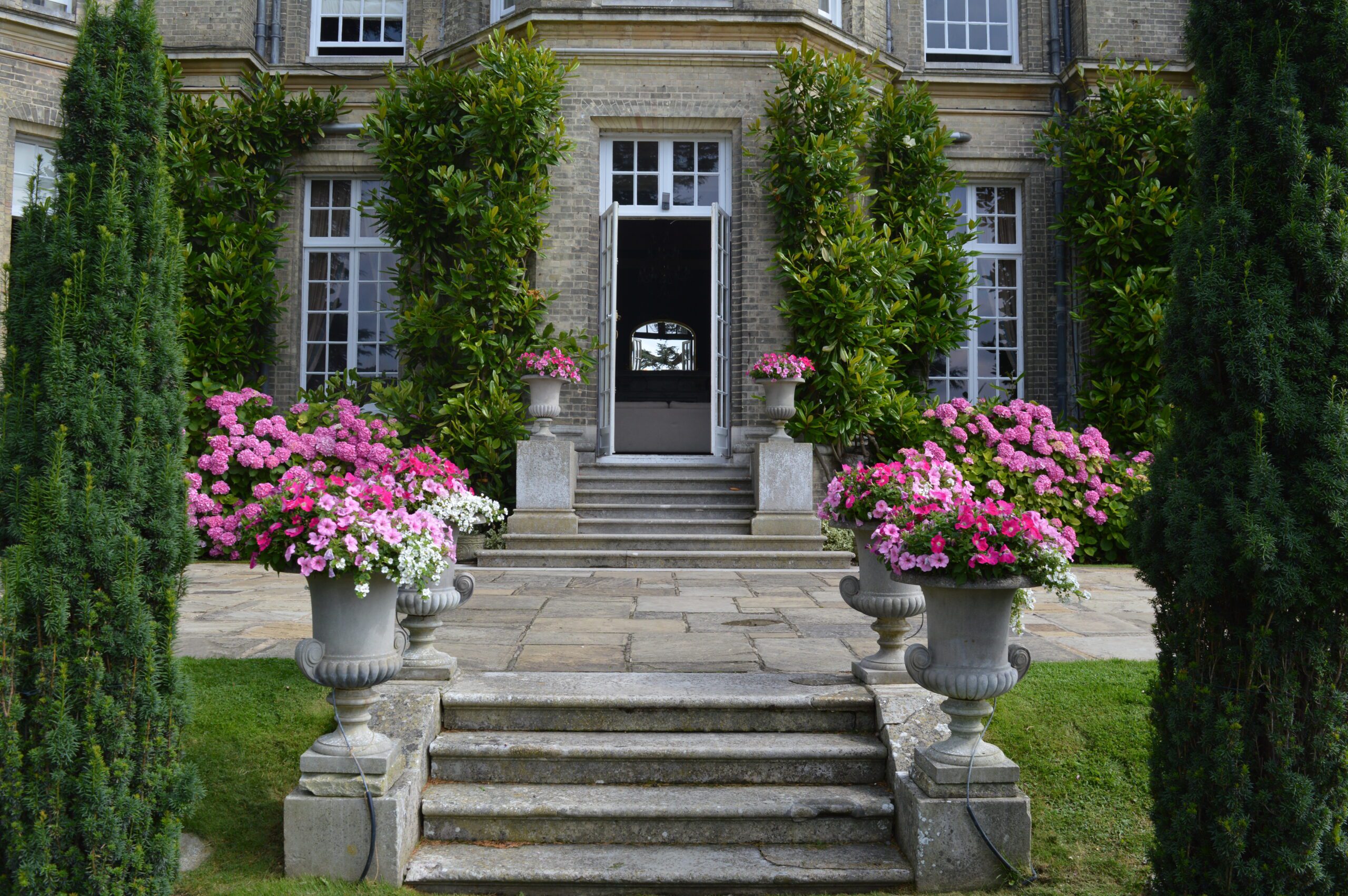 Wedding Venue Commercial Grounds Maintenance